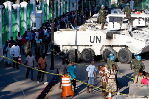 FN 'Peacekeepers' - Krig er Fred, og Fred er Krig.