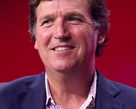 500px Tucker Carlson 285467057784929 28cropped 229