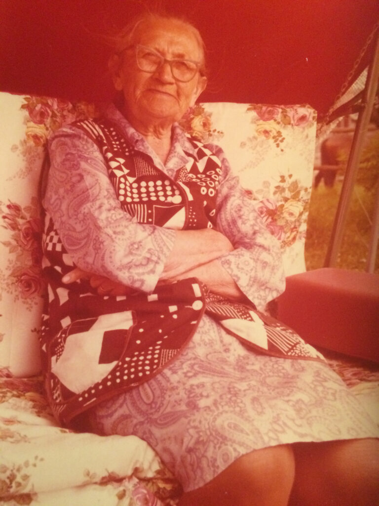 HinniMariaMantilaJuni1974