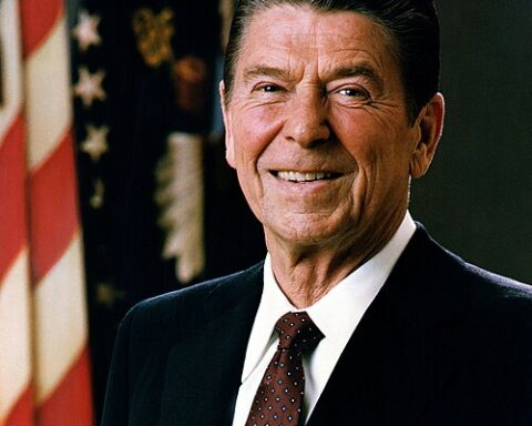 500px Official Portrait of President Reagan